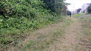 Wife Goes to the Park Without Panties to Show off!