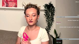 Amateur webcam slut creampie masturbate