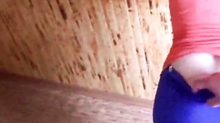 Watch cutesy Sofie Otis's scene