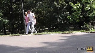 Hunt4k. teen loses wallet but charismatic boy offers currency