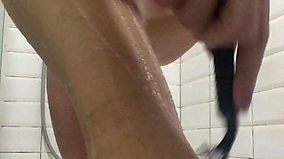 Shaving My Hairy Legs in the Bath