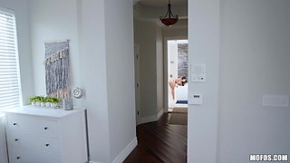 Alluring cougar seductress Katrina Jade breathtaking xxx clip