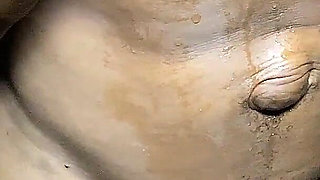 Hoodrat Lesbo Threesome Going All Nasty