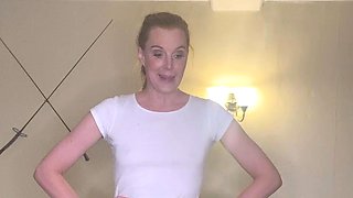 Cute amateur brunette naughty in solo jerking show on camera