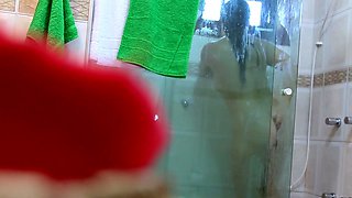 Chubby mature brunette uses toys to masturbate