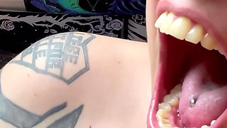 No Makeup Goth Girl Mouth Tour with Hand Mirror