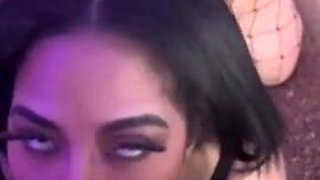 Strellakat BG PPV Close-up POINT OF VIEW DT