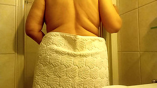 Real Mature Woman in the Shower - Soft Belly & Natural Curves