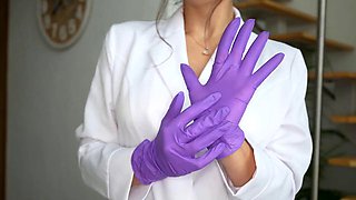 Kriss Kiss Nurse Strips Lab Coat for Doctor and Fucks Patient