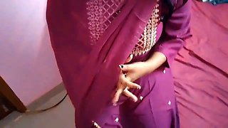 Secretary is offering pussy to her boss to save her ass in corporate job