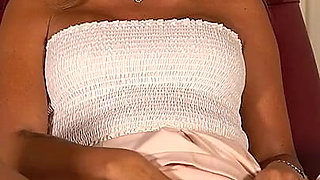Natalia - Flashing the Doctor