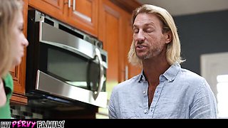Stepdad clip with easy-on-the-eyes Ryan Mclane and Daisy Fox from My Pervy Family