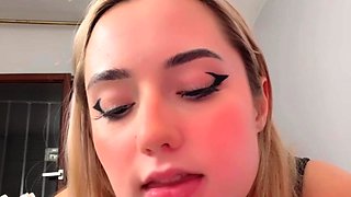 Big boob brunette masturbates on webcam