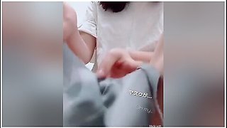 [masturbation Record] Rub The Clitoris Over The Surgical Mask