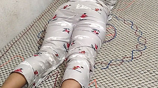 Cute desi bhabhi ki Desi thukai