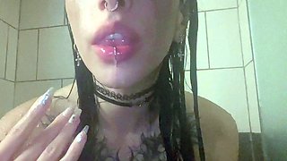 Beautiful teen brunette Jessica Sinn masturbates