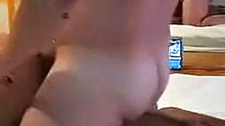 I Went to the Motel with Two Hot Guys and They Finished Me off.