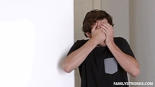 Curvy stepmom get quick arse pounded: total hd familystroke