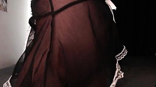 Slutty amateur flashing her big boobs in the backseat