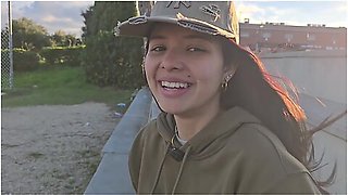 Porn Actress Has Sex With Stranger In Public!