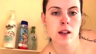 Amateur Webcam Teen Masturbates And Teases