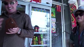 Tongue pierced Thai MILF gets picked up