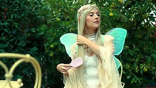 Russian teen blonde Eva Elfie striptease
