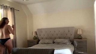 Amateur Russian Brunette on Webcam More webcamgirls