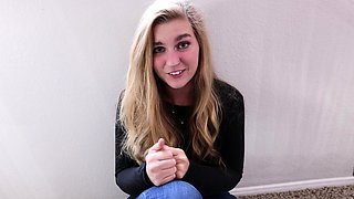 Perfect blond making solo masturbation