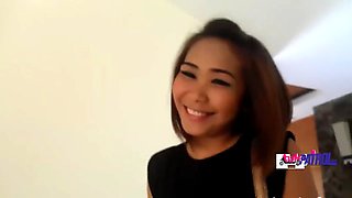Thick thai girl agrees to be barebacked
