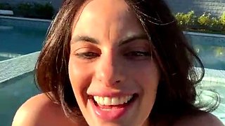 Alexa Pearl BJ And TitJob BWC In The Pool