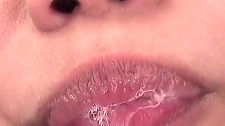 Iori’s Naughty Tongue Fills a Glass with Saliva and Licks a Dildo
