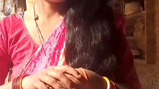 Oh yes Beautiful and cute bhabhi ji first desi village style Mein entry full romantic seen