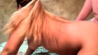 Latina Teen Amateur Doggystyle Cumshot
