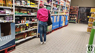 Crazy Rebeca Addams in Jeans Buttcrack at the Supermarket