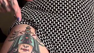 Australian BBW with big boobs gives blowjob