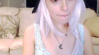 Hot amateur webcam teen masturbates for their fans