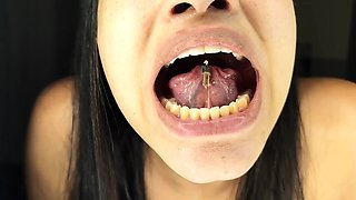 BRITNEY HUNTER FETISH - I Will Destroy You With My Tongue.
