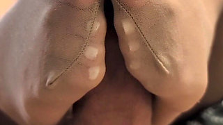 Nylon Pantyhose Footjob