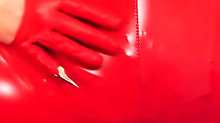 Pussy Fuck and Throat Fuck! Horny Rough MILF Loves to Dominate Her Lesbian Slut!