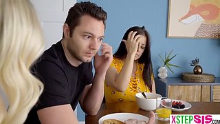 Natalia Queen Stepsister Gets Pregnant By Stepbrother - Family Taboo Teen Hardcore