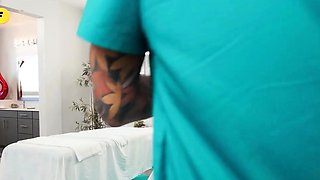 Sneaky Massage Gun Turns Into Oily Anal.Willow Ryder /