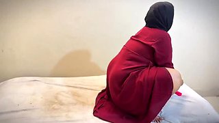 POV Fuck With My Ex-Husband's Big Tits Arab Wife - Amateur Cheating MILF Solo