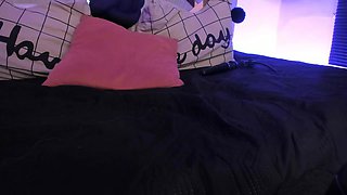 Virtual reality ignites raw, amateur passion in seductive play