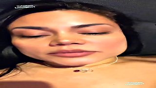 Chilean Milf Soaks in Tub