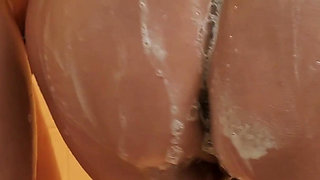 Blonde Canadian Gilfs in the Shower