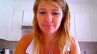 Sexy Belgian Milf Nurse on Webcam