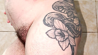 The Hairy Butt of an 18-week Pregnant Woman