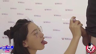 June Liu \u5218\u73a5 / SpicyGum &ndash; Blowjob and footjob by a Chinese Cutie with high heel and black pantyhose