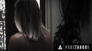 Casey Calvert and Paige Owens's lesbian trailer by Pure Taboo